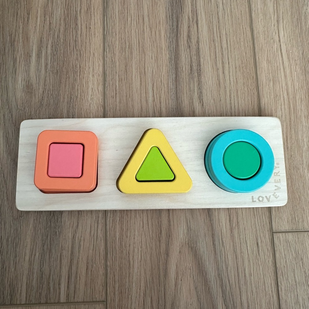 Lovevery Geo Shapes Puzzle